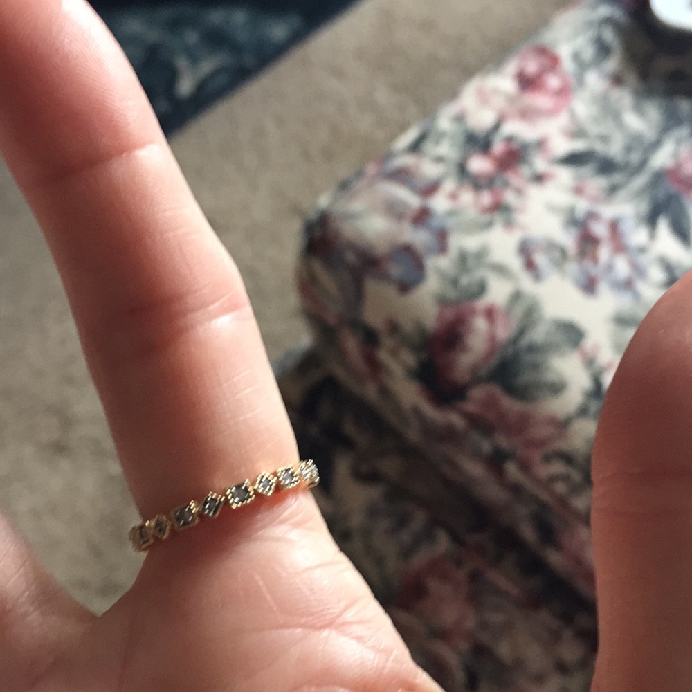 14k gold An diamond ring has paper work - Picture 2 of 9